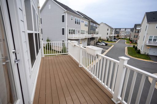 17137 Branched Oak Rd, Dumfries, VA 22026