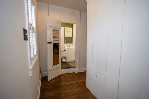 8200 Buckland Mill Rd, Gainesville, VA 20155