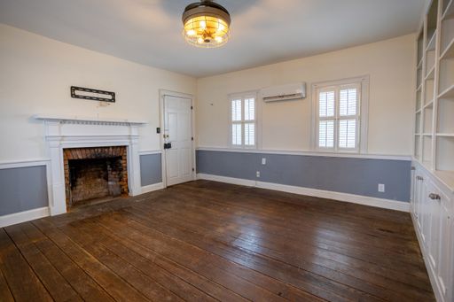 8200 Buckland Mill Rd, Gainesville, VA 20155