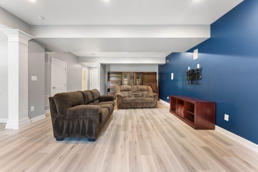 42524 Rowderbury Sq, Chantilly, VA 20152