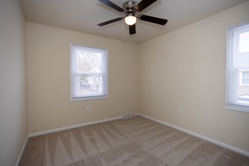 8343 Irongate Way, Manassas, VA 20109