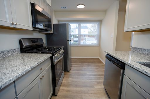 8343 Irongate Way, Manassas, VA 20109