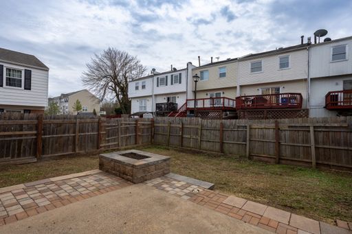 8343 Irongate Way, Manassas, VA 20109