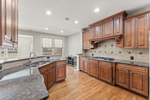 42524 Rowderbury Sq, Chantilly, VA 20152