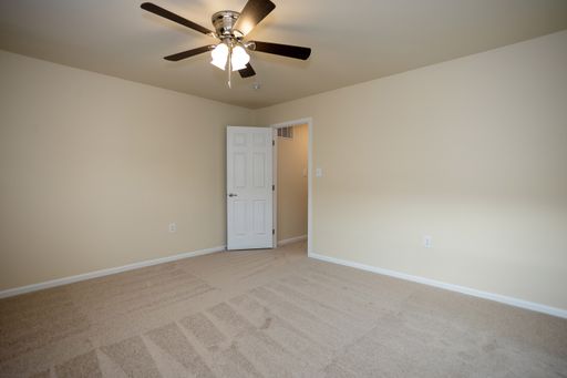 8343 Irongate Way, Manassas, VA 20109