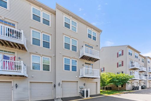 14194 Haro Trl, Gainesville, VA 20155