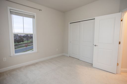 17137 Branched Oak Rd, Dumfries, VA 22026