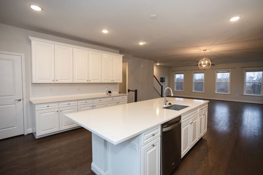 17137 Branched Oak Rd, Dumfries, VA 22026