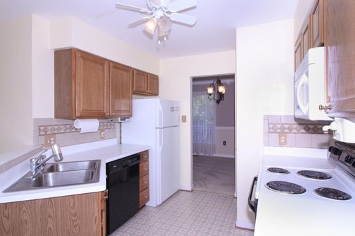 6540 Cottonwood Dr, Bealeton, VA 22712-9454