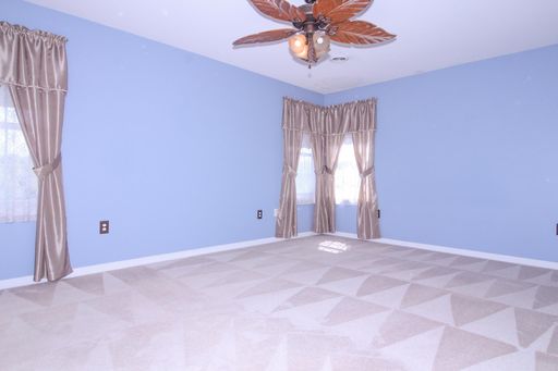 6540 Cottonwood Dr, Bealeton, VA 22712-9454