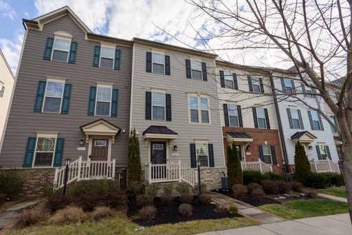 2023 Serviceberry Rd , Dumfries, VA 22026