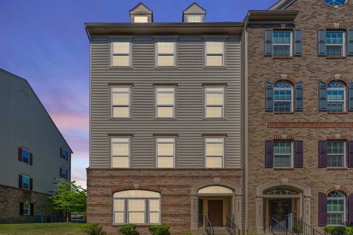 14194 Haro Trl, Gainesville, VA 20155