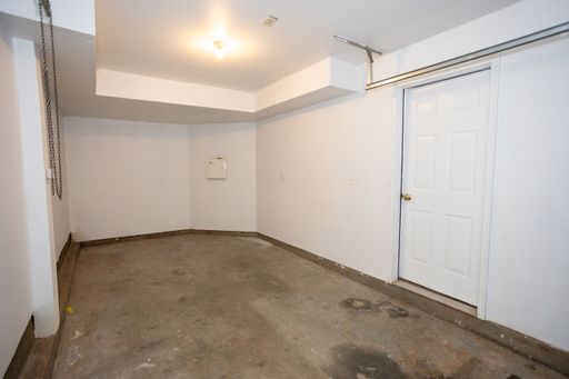 8150 Rainwater Cir, Manassas, VA 20111