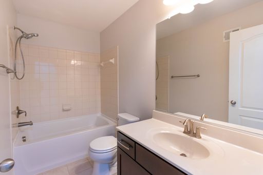 17002 Beveridge Dr, Dumfries, VA 22026