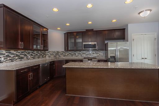 17002 Beveridge Dr, Dumfries, VA 22026