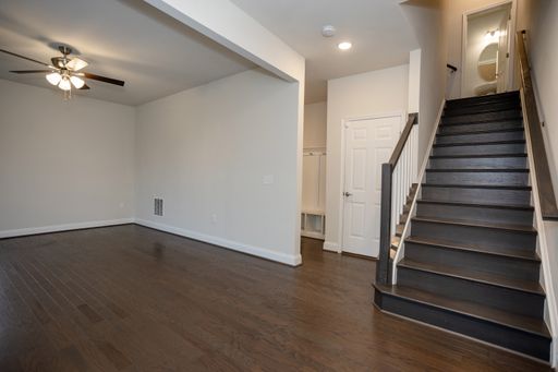 17137 Branched Oak Rd, Dumfries, VA 22026