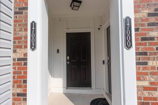 17002 Beveridge Dr, Dumfries, VA 22026