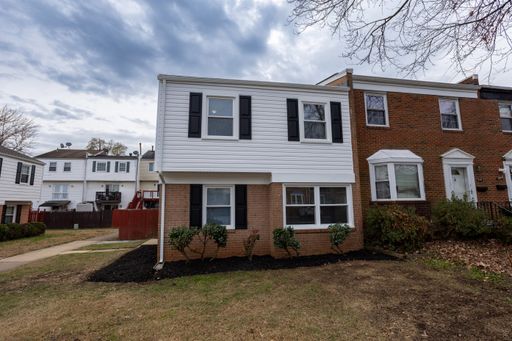 8343 Irongate Way, Manassas, VA 20109