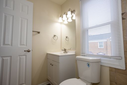 8343 Irongate Way, Manassas, VA 20109