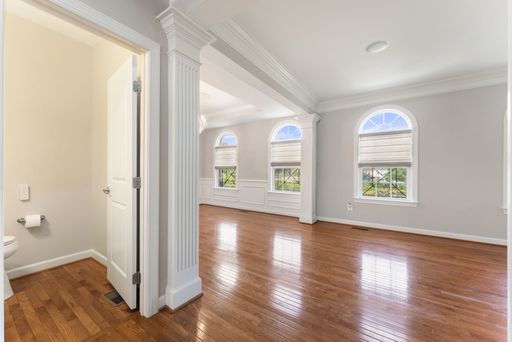 42524 Rowderbury Sq, Chantilly, VA 20152