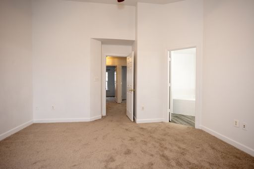 8150 Rainwater Cir, Manassas, VA 20111