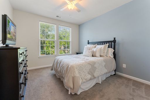 14194 Haro Trl, Gainesville, VA 20155