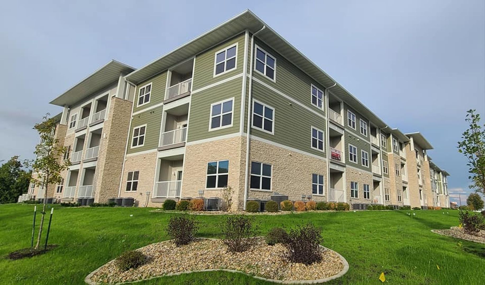 Marion Apartment: 1003 31st St