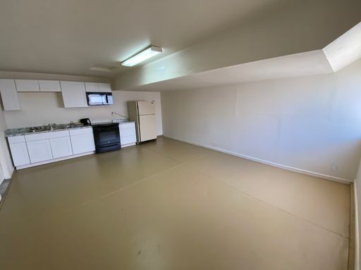 1-Bedroom Unit on Raaberg Way, Santa Maria - Utilities Included & Pet Friendly!