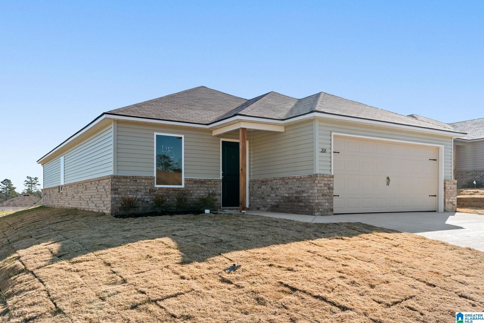 Estaboga House: 124 Skyline Loop