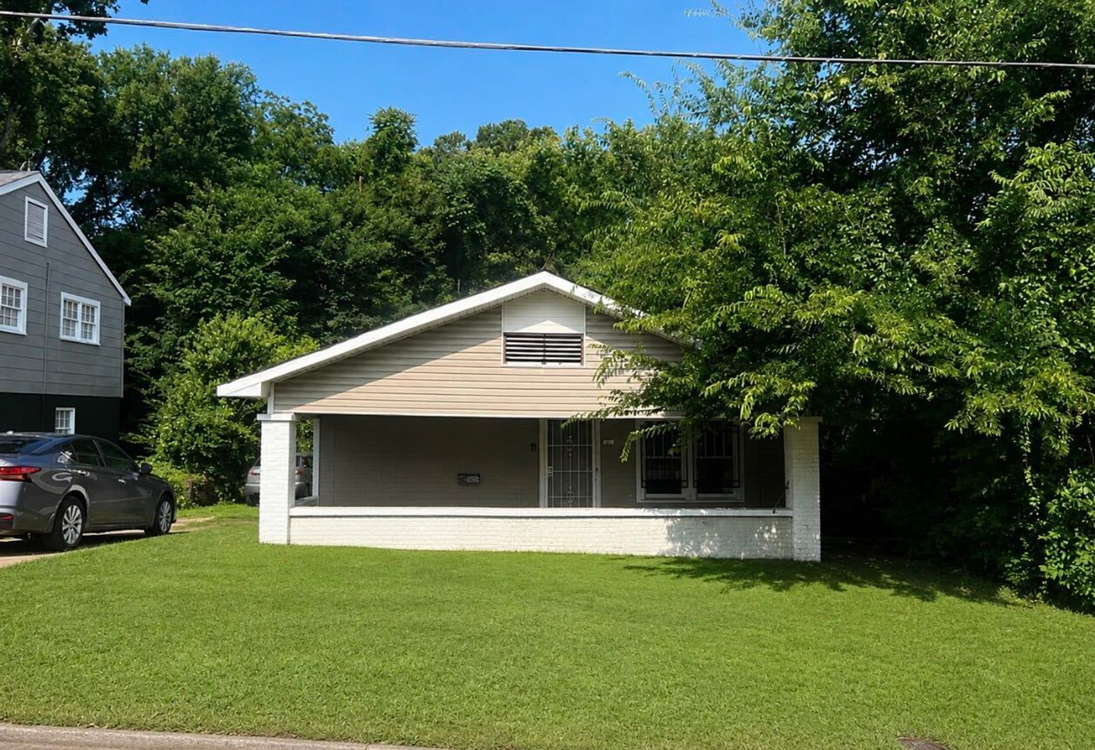 Birmingham House: 5720 Court I