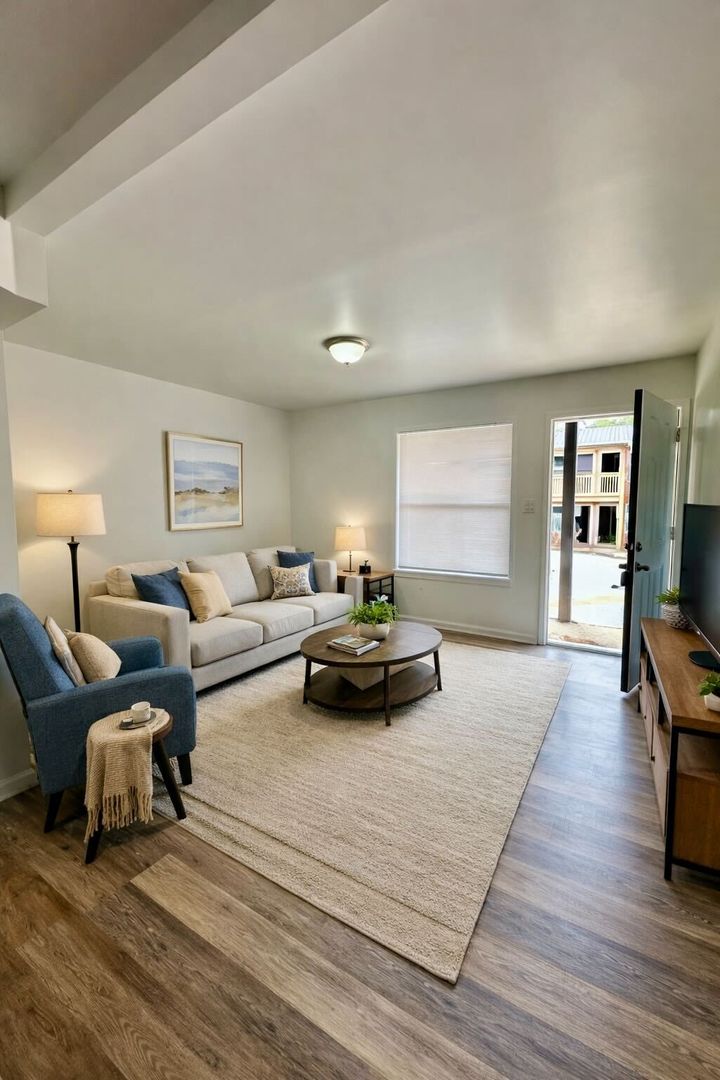 Birmingham Apartment: 1911 19th Ct N