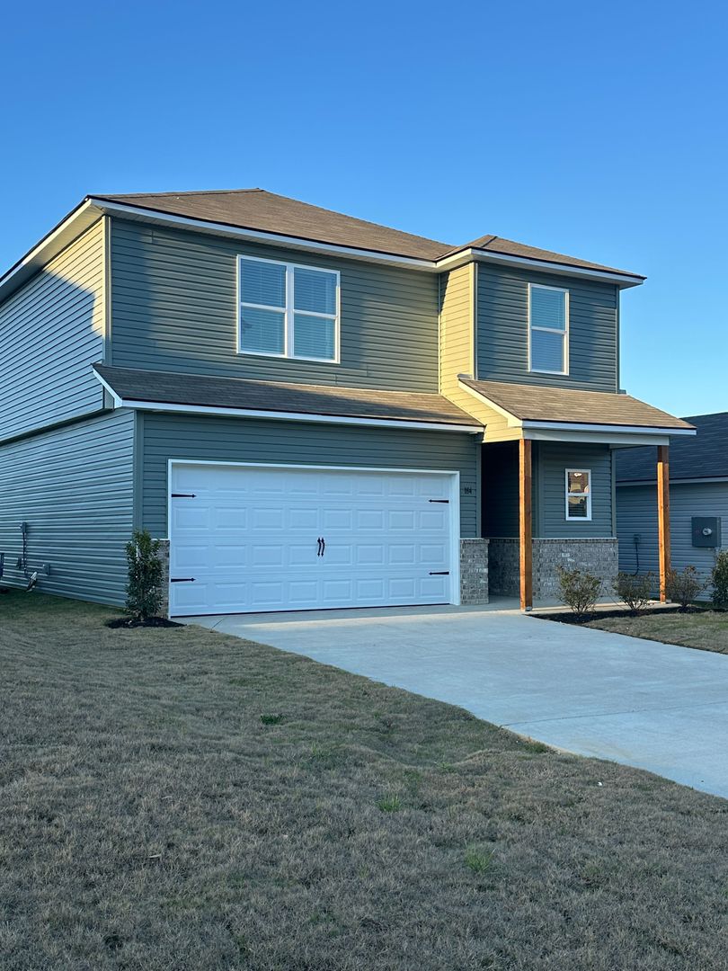 Childersburg House: 184 Dogwood St.