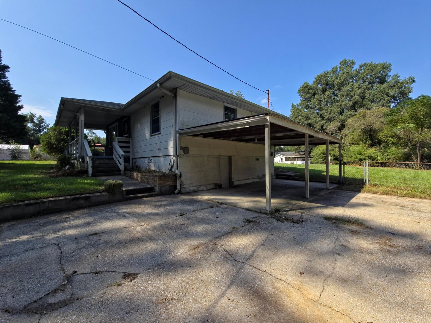 Birmingham House: 1720 Home Garden Drive