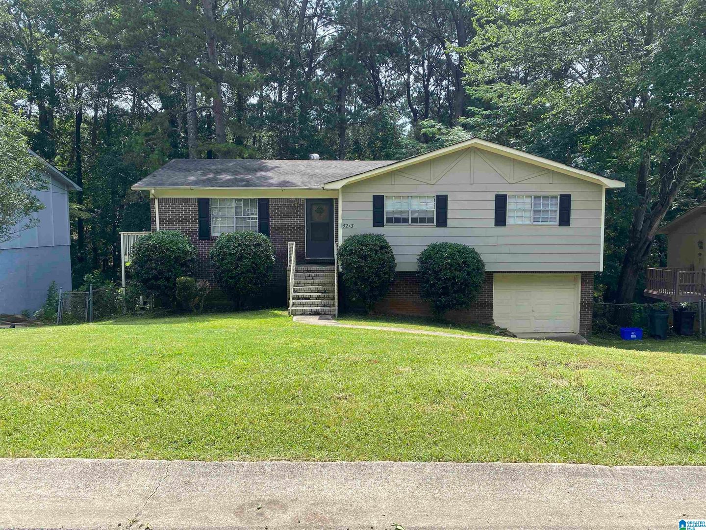 Irondale House: 5213 Goldmar Dr