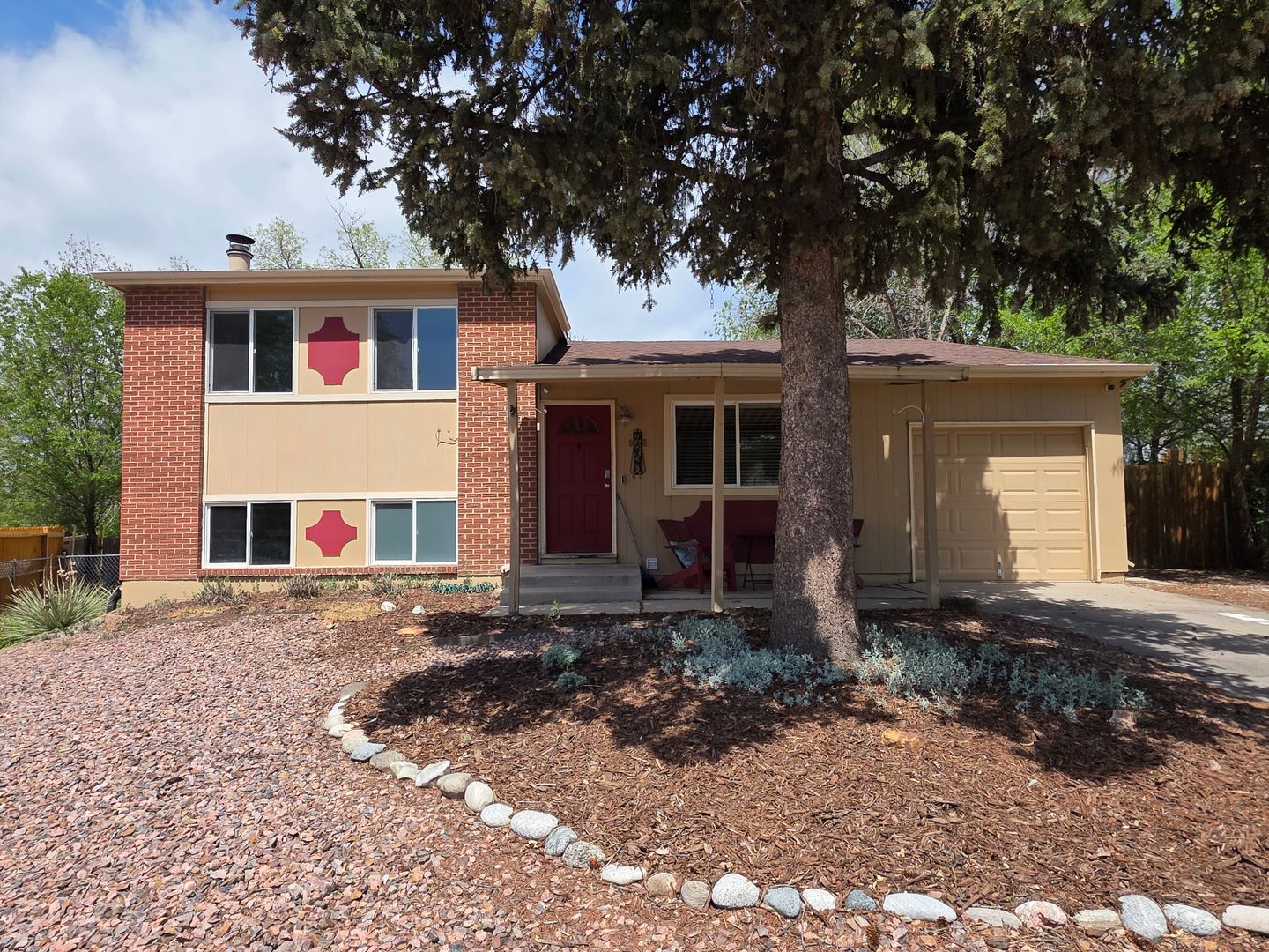 Colorado Springs House: 4320 Dewey Drive