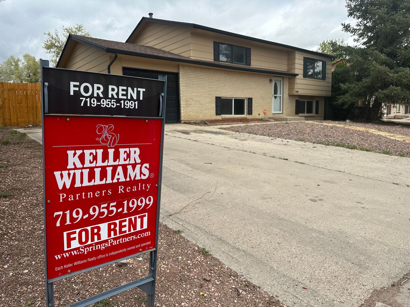 Colorado Springs House: 7140 White Mountain Dr