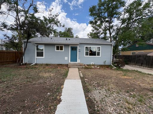 3 Bed 1 Bath Home in Stratton Meadows!!! – photo 1
