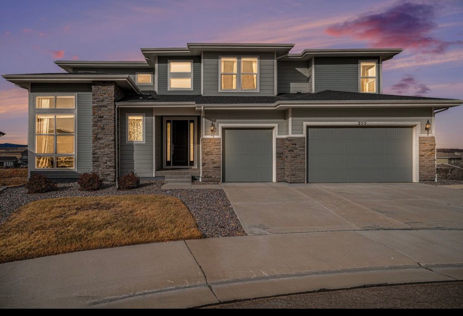 Castle Rock House: 255 Rogers Court