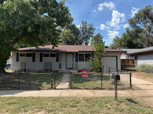 Charming 3BR/2BA Home for Rent in Pikes Peak Park!! – photo 1