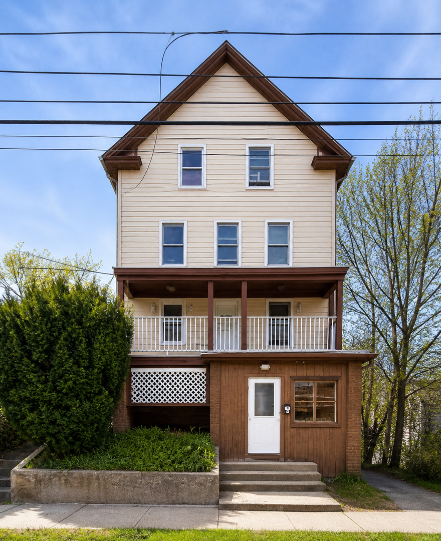 Meriden Apartment: 5 Oak Street