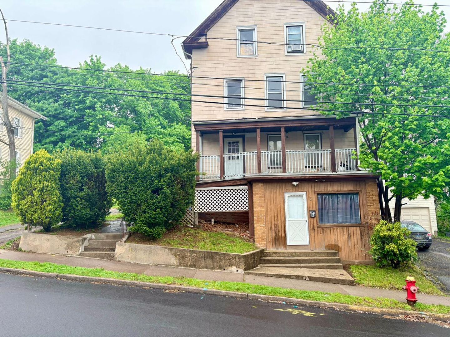 Meriden Apartment: 5 Oak Street
