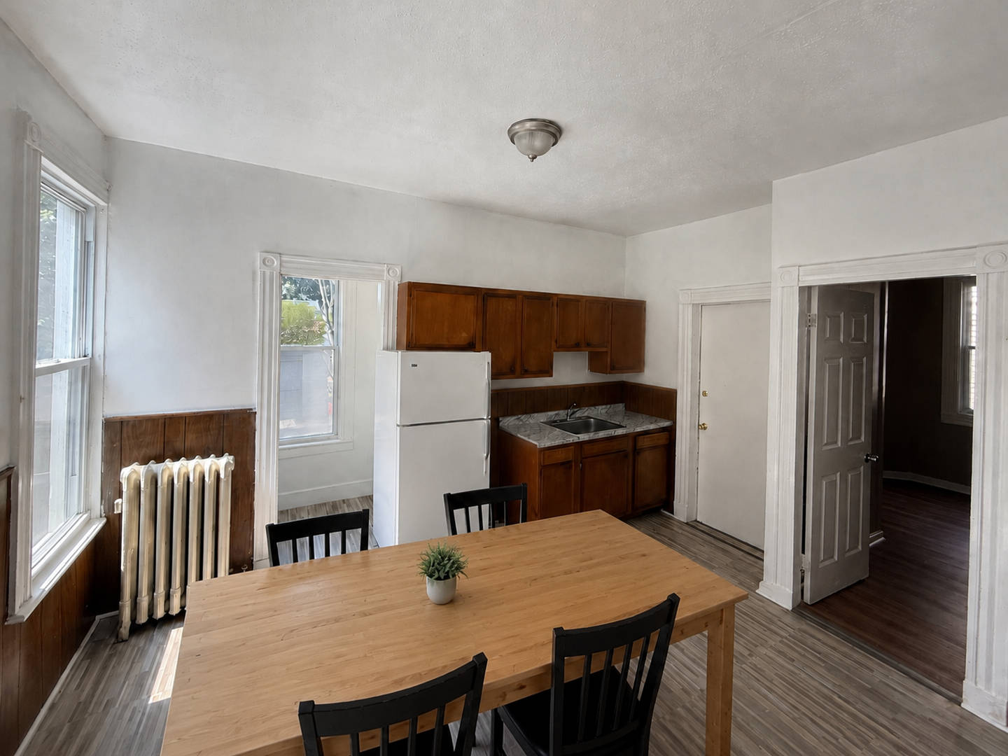 New Haven Apartment: 870 Elm Street