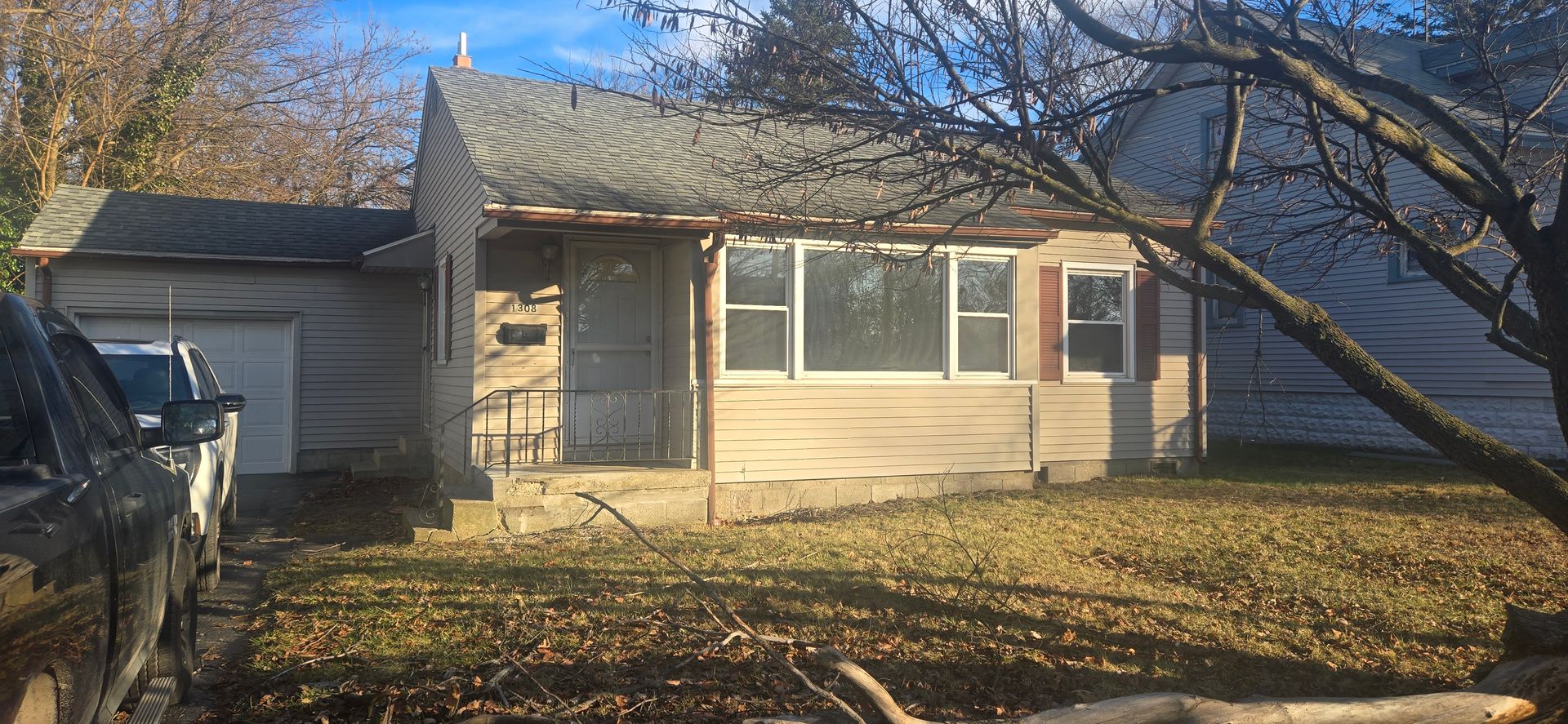 Toledo House: 1308 N Westhaven