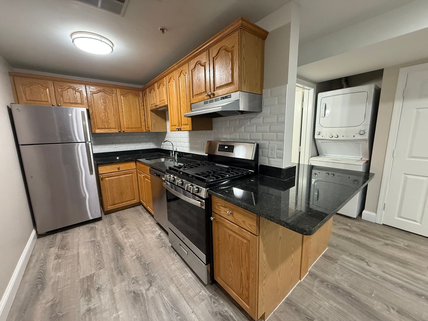 Billerica Apartment: 13-27 Kenmar Drive