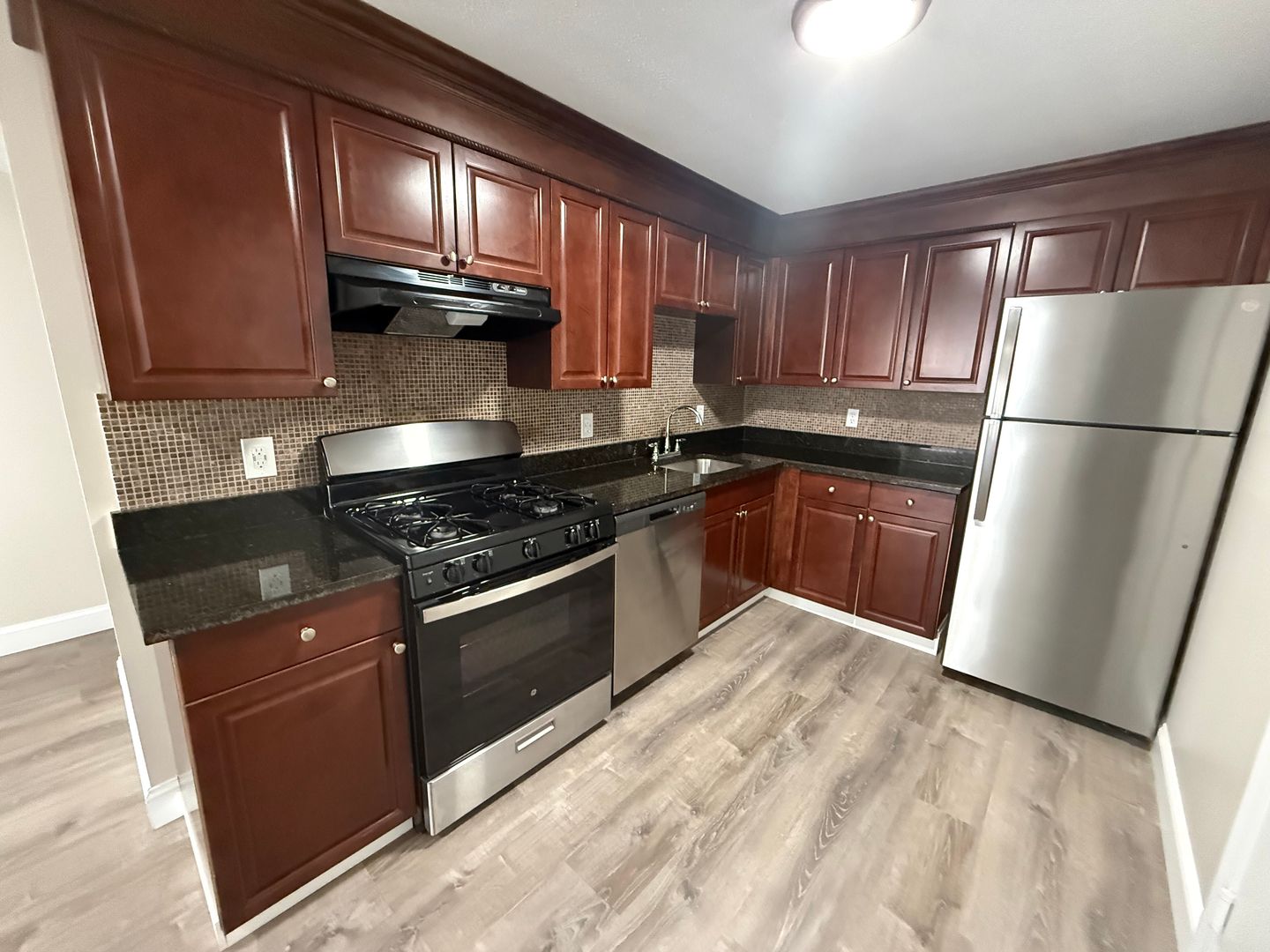 Billerica Apartment: 13-27 Kenmar Drive