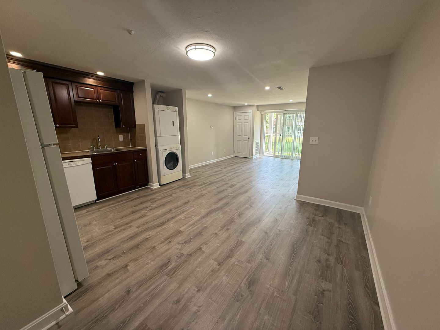 Billerica Apartment: 13-27 Kenmar Drive
