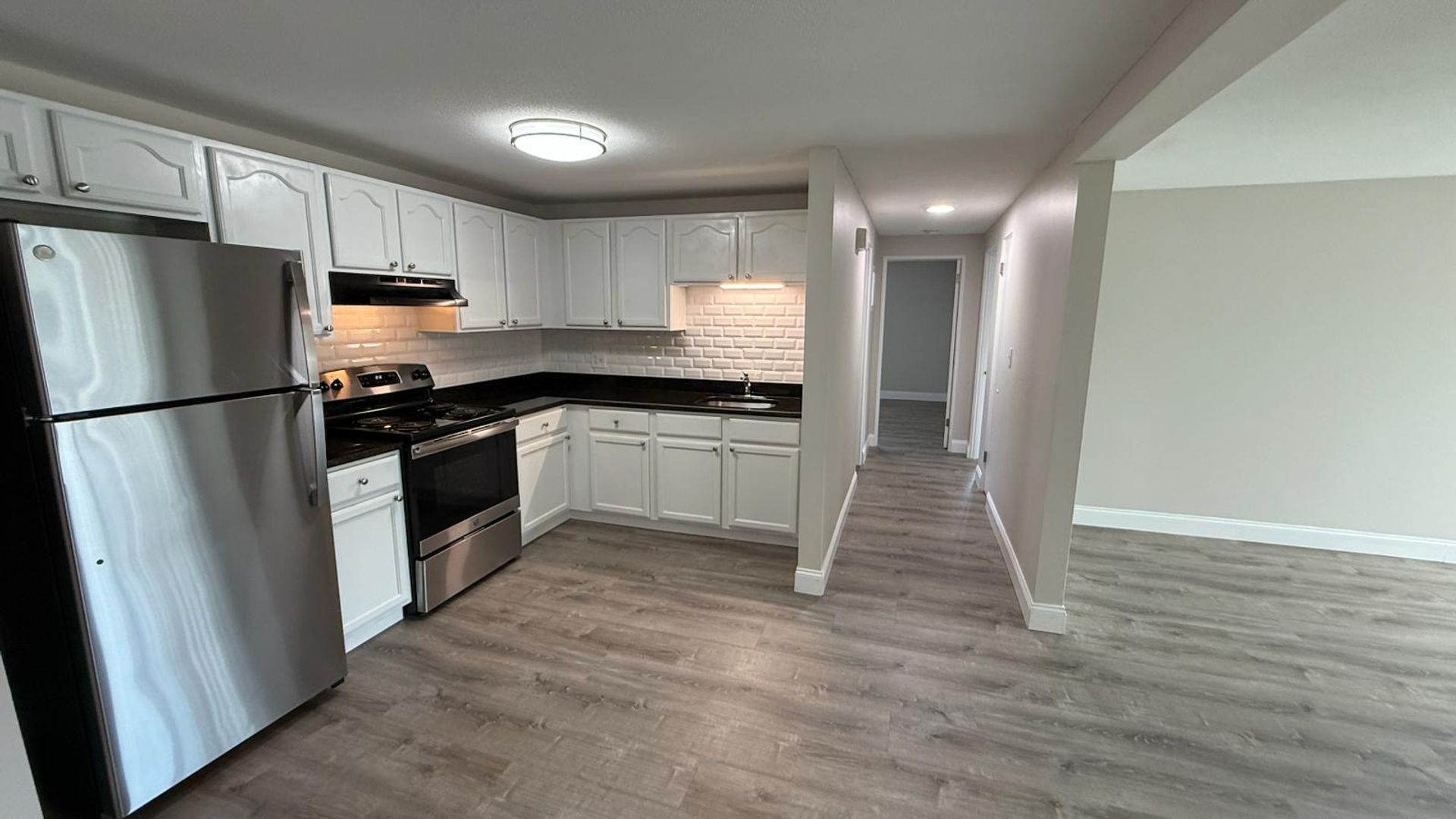 Webster Apartment: 310 Thompson Road