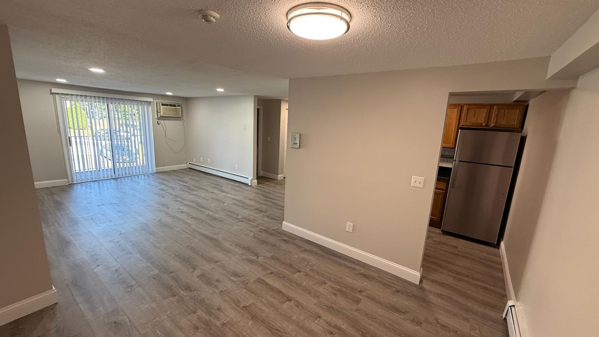 Leominster Apartment: 47 Princeton Street