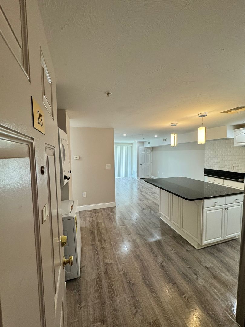 Billerica Apartment: 13-27 Kenmar Drive