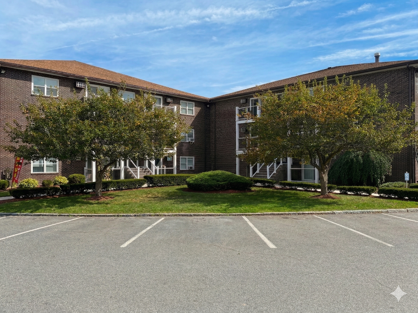 Billerica Apartment: 13-27 Kenmar Drive